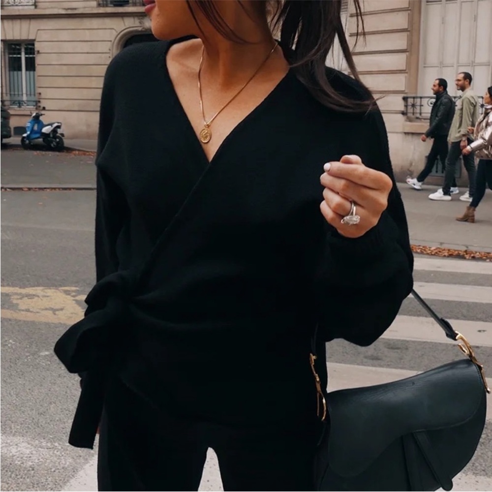 In the style x Lorna Luxe Black Wrap Sweater Small
